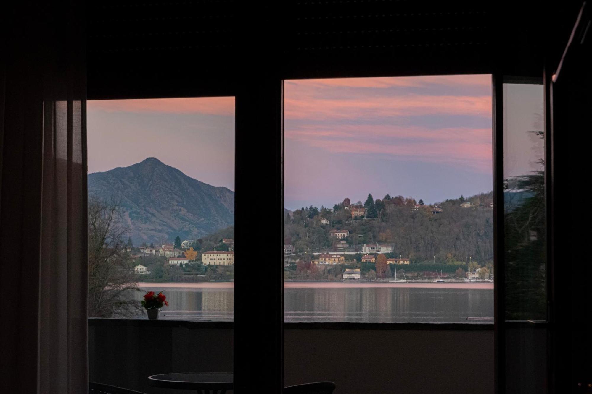 Hotel Chalet Del Lago アヴィリアーナ エクステリア 写真