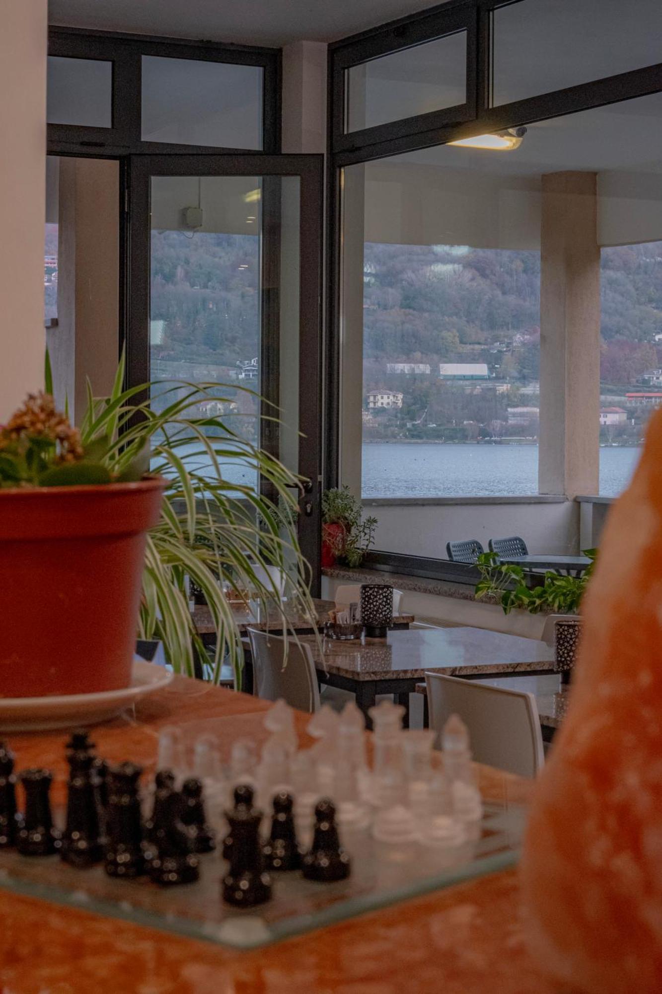 Hotel Chalet Del Lago アヴィリアーナ エクステリア 写真