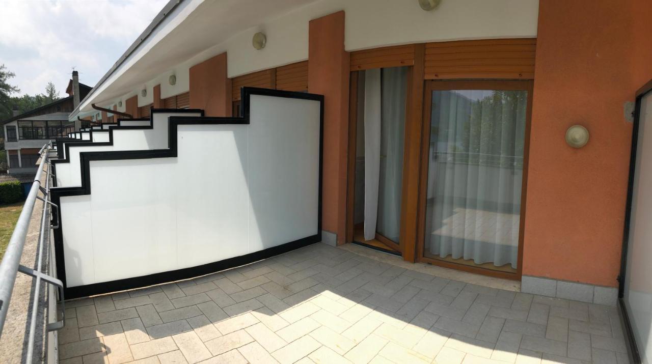 Hotel Chalet Del Lago アヴィリアーナ エクステリア 写真